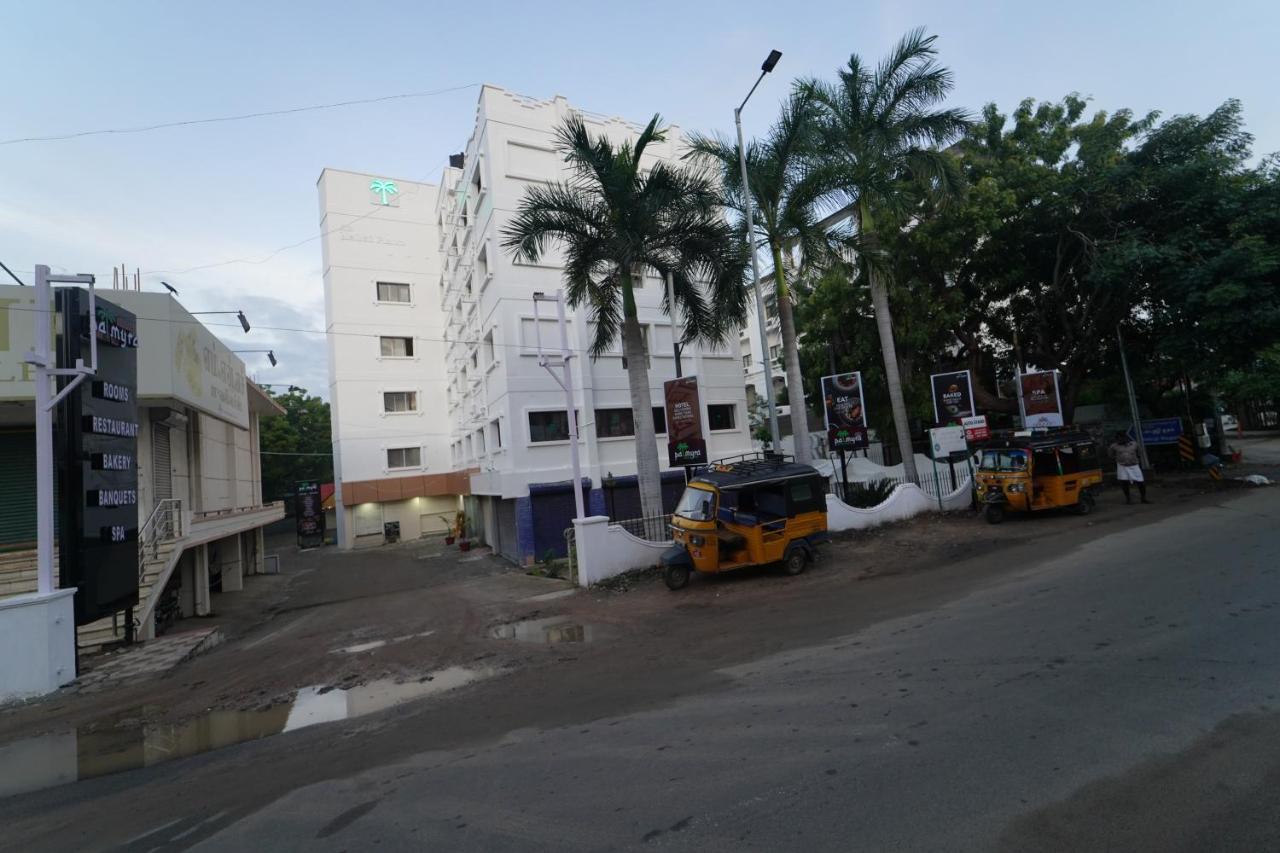 Hotel Palmyra Grand Inn Tirunelveli Bagian luar foto