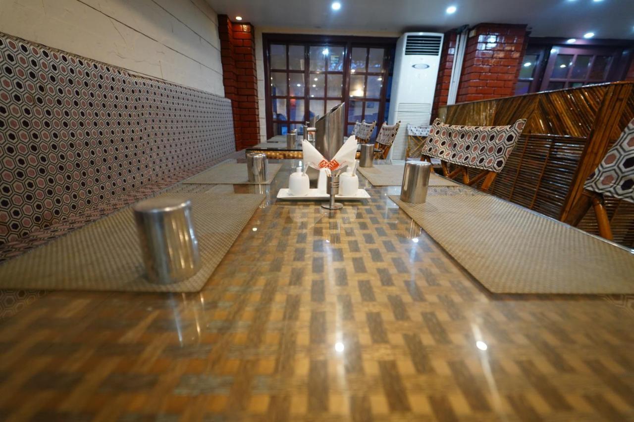 Hotel Palmyra Grand Inn Tirunelveli Bagian luar foto